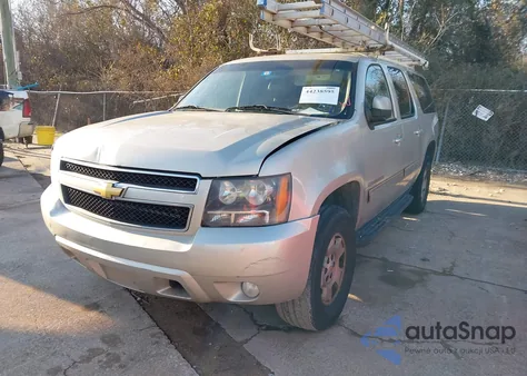 2013 Chevrolet Suburban 1500 Lt z USA, uszkodzony, nr VIN 1GNSCJE04DR125820